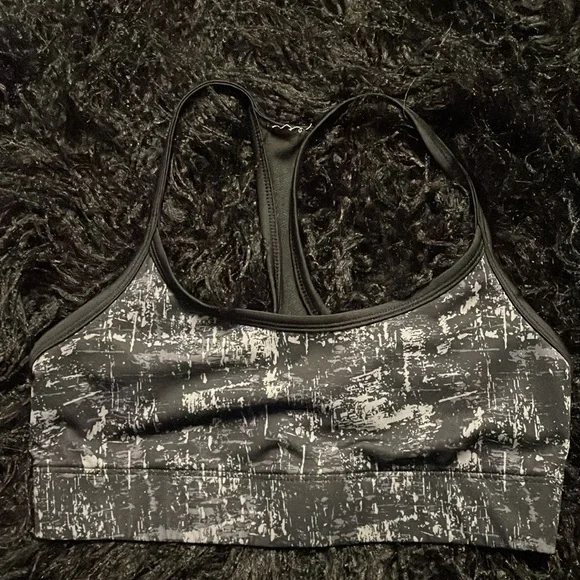 Reversible sports bra bundle size XS - Picture 6 of 7